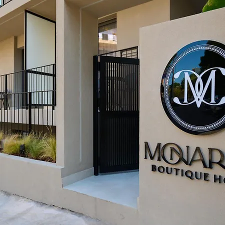 Monarco Executive Hotel *