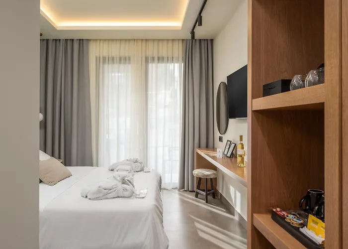 Hotel Monarco Executive *