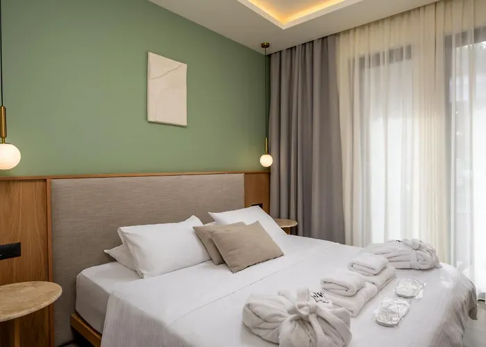 Monarco Executive * Rhodes City