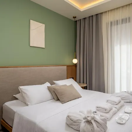 Monarco Executive * Rhodes City