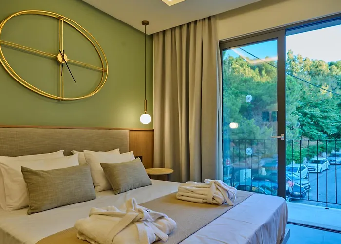 فندق Monarco Executive *